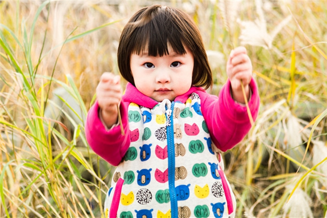 1543473134745022.jpg 軟萌好聽的余姓女寶寶名字有哪些?-余姓寶寶起名