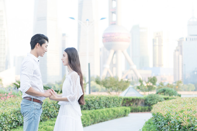 2025年屬蛇女婚姻順利的秘訣！