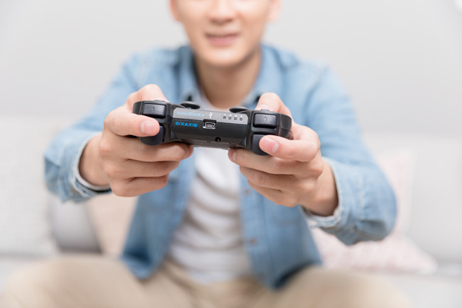 哪些生肖男玩起遊戲就會忘記女友？