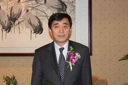 安奎是在哪一年離任嘉實基金董事長？-安姓姓氏名人