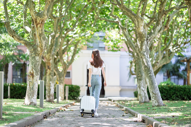 摩羯座女生全面分析_周公解夢