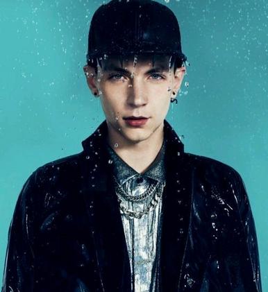 天蠍座女_12星座_周公解夢